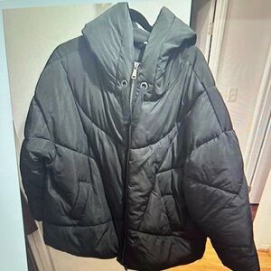 Free People Black Puffer Jacket- Size Large